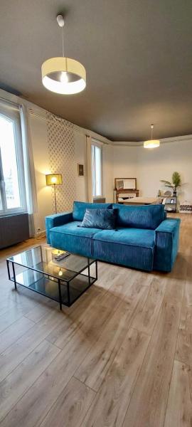 Casa Zola #2 - Grand T2 central avec balcon proche gare